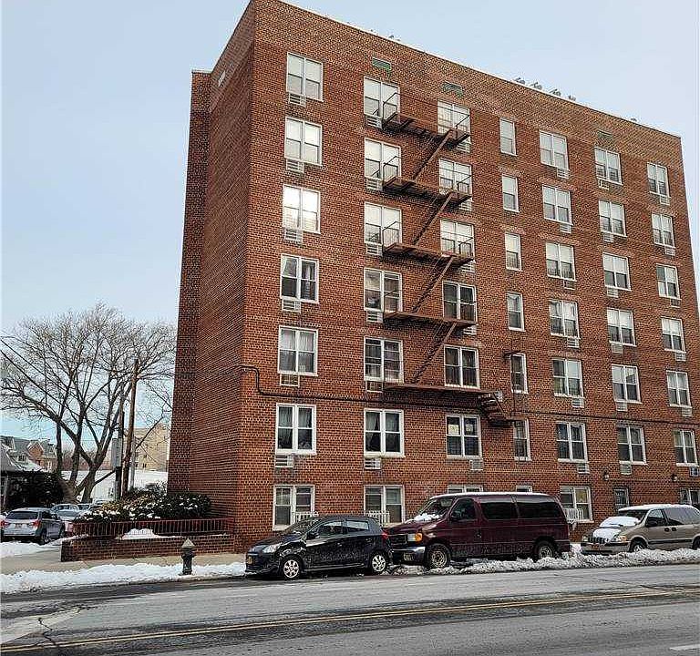 1st image of 51-33 Goldsmith St #7C