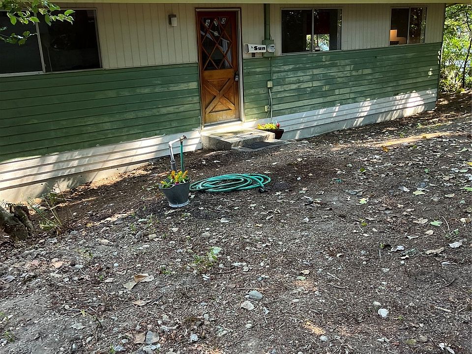 1st image of 930 Weslon Place