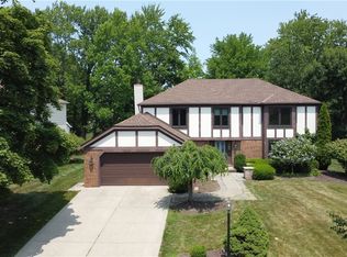 16932 Willow Wood Dr, Strongsville, OH 44136