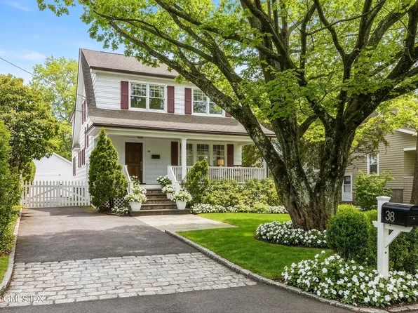 38 Highview Ave, Old Greenwich, CT 06870