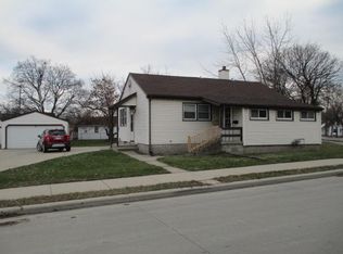 8651 W National Ave, West Allis, WI 53227