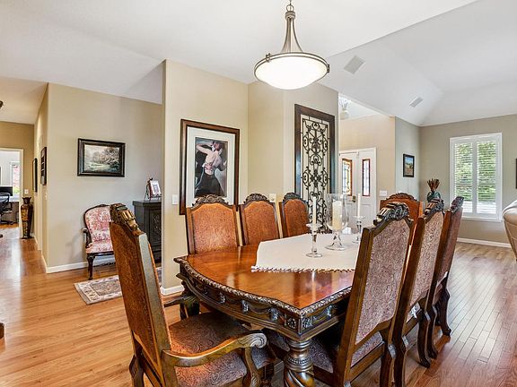 4th image of 6269 Meadowstone Drive