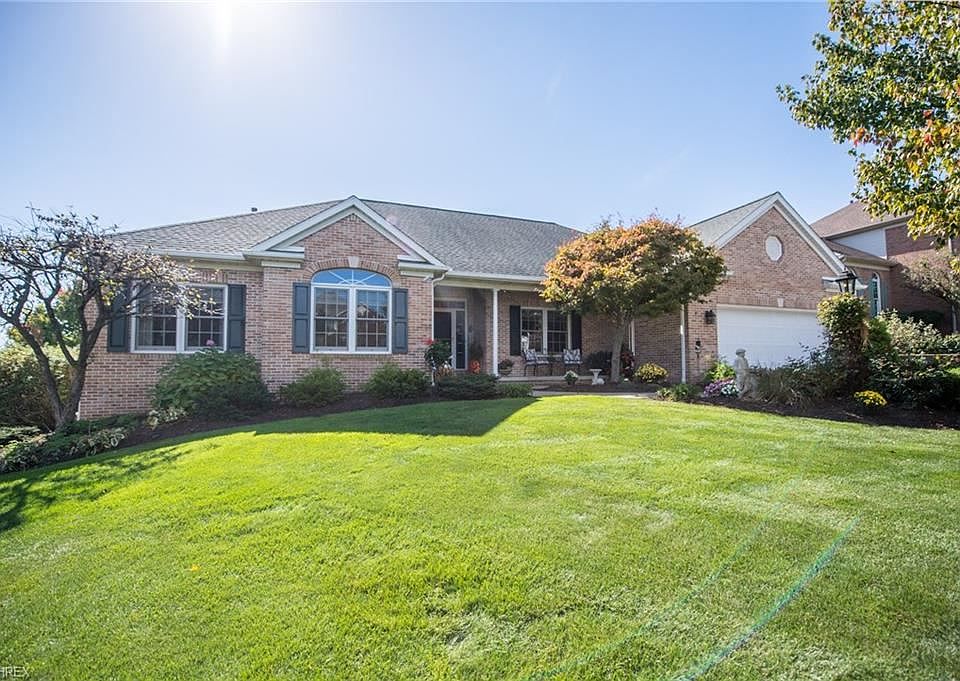 1st image of 2552 Tamworthy Cir NW