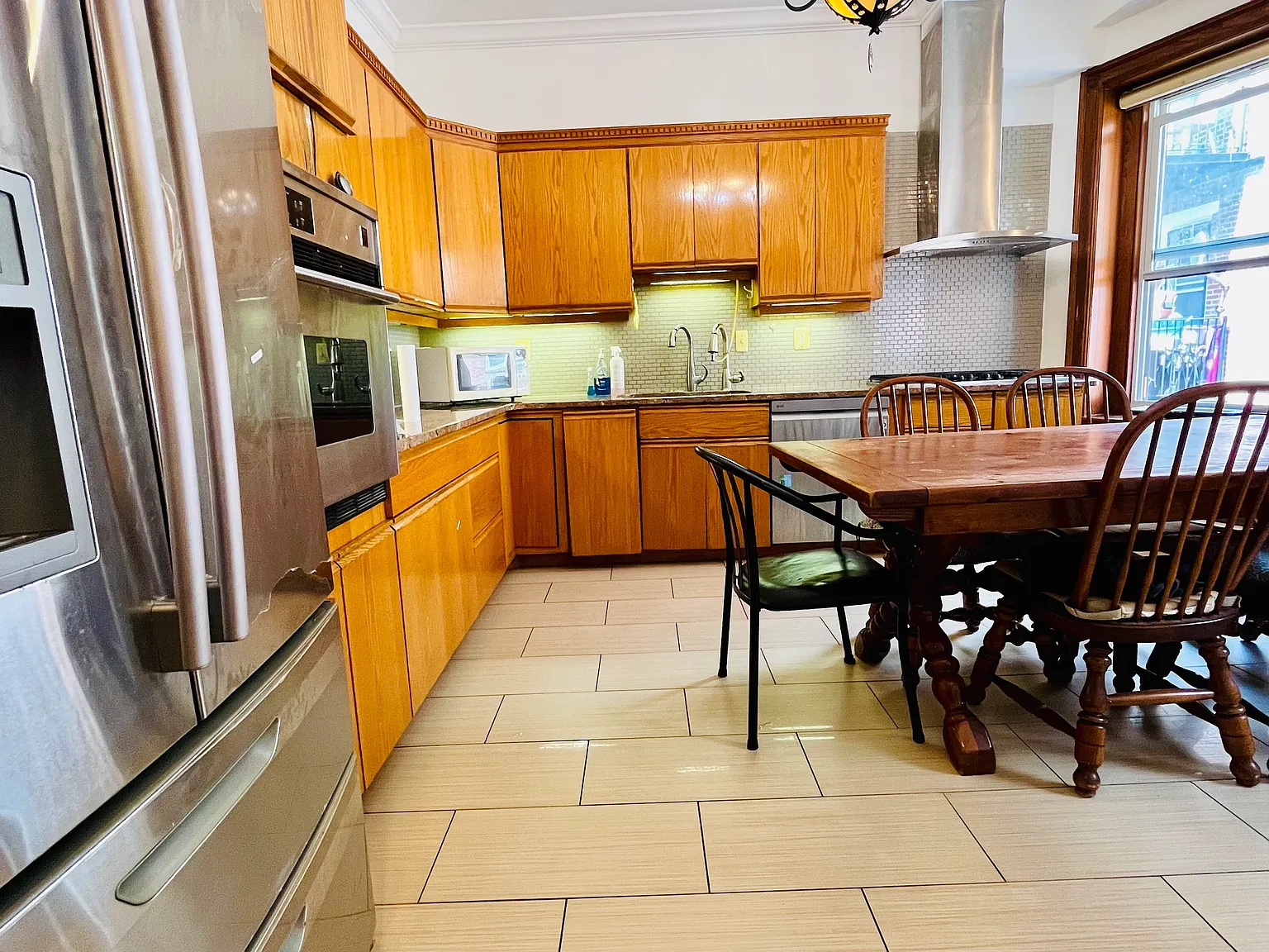 1 bed, 700 sqft, $1,075 — Photo 4