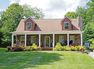 305 Masten Rd, Pleasant Valley, NY 12569