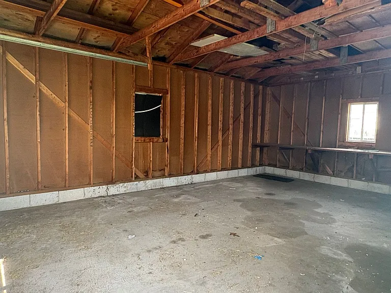713 Willow Dr — Photo 16