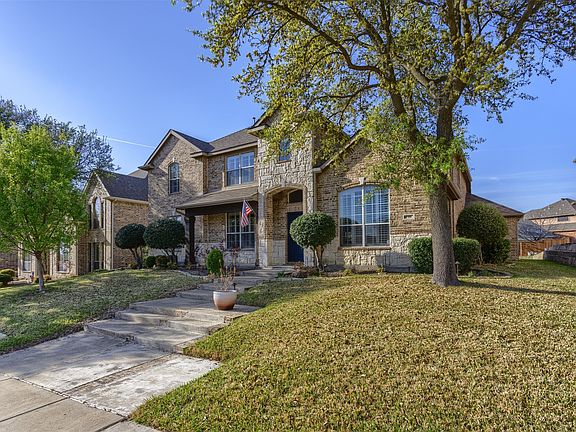 5th image of 1700 Lake Forest Dr