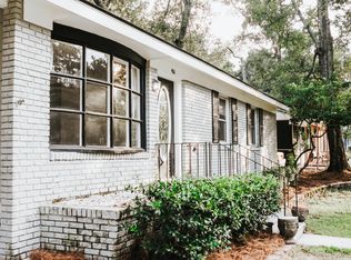 4111 Oakridge Dr, North Charleston, SC 29418