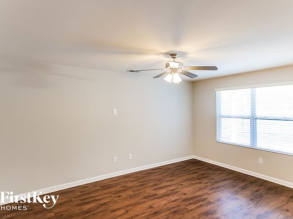 3rd image of 11605 Cedar Glades Dr