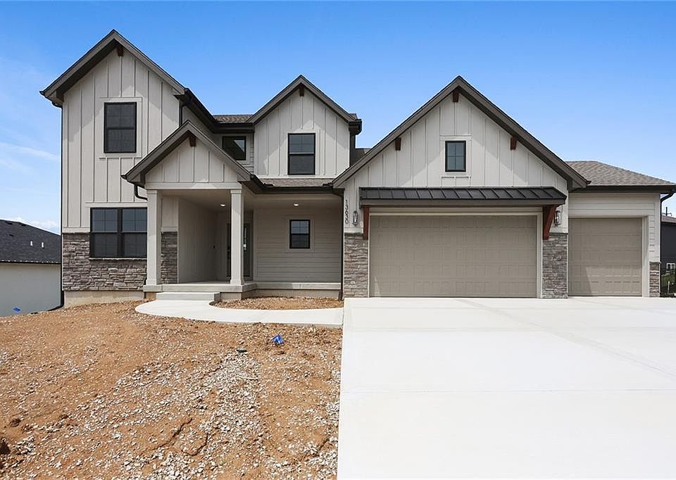 1st image of 13630 Clover Ct
