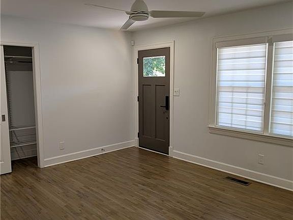 3rd image of 2079 Northside Dr NW