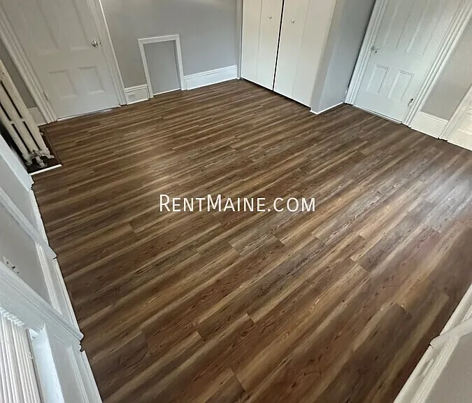 17 Elm St #4 — Photo 4