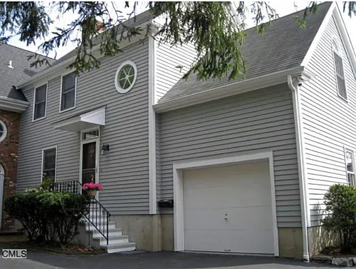 122 Summer St Photo 1 122 Summer St Photo 1