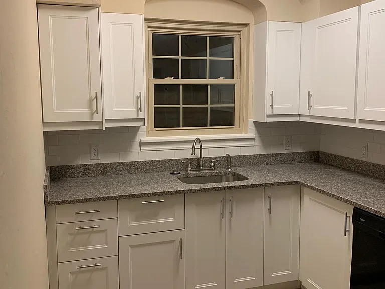 202 Long Rd — Photo 4
