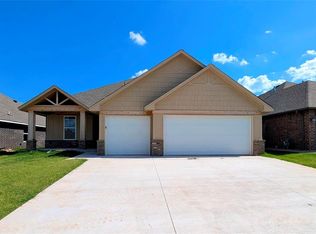 11716 SW 15th Ter, Yukon, OK 73099