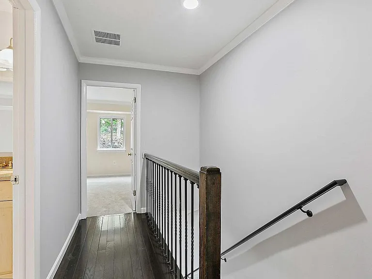 7008 Sherwood Rd #36 — Photo 16
