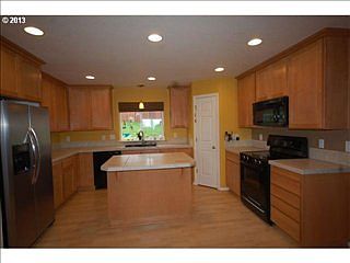 3rd image of 2703 NE 164th Pl