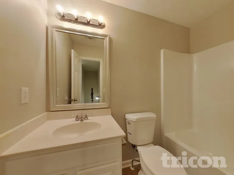 261 Silver Ridge Dr — Photo 15