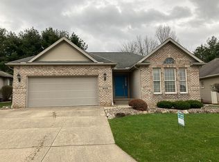 903 Arroyo Dr, Barberton, OH