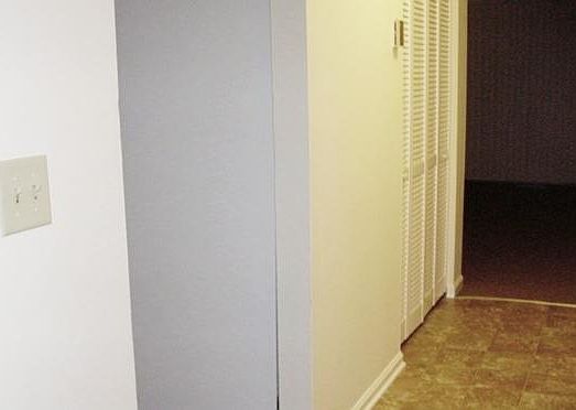 2nd image of 420 N Woodland Dr APT 4