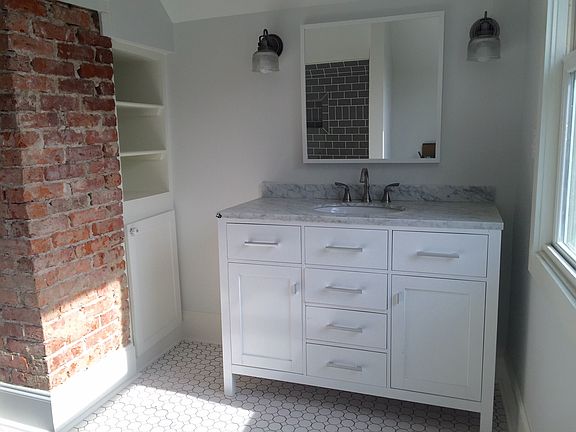 bath in second bedroom