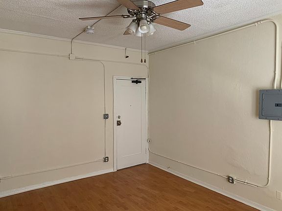 3rd image of 443 S Catalina St #222