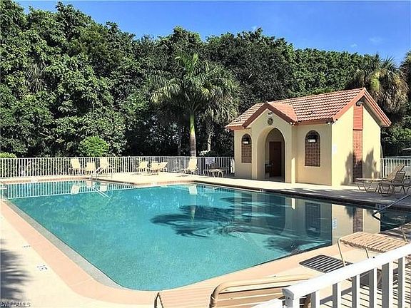 3rd image of 9838 Casa Mar Cir