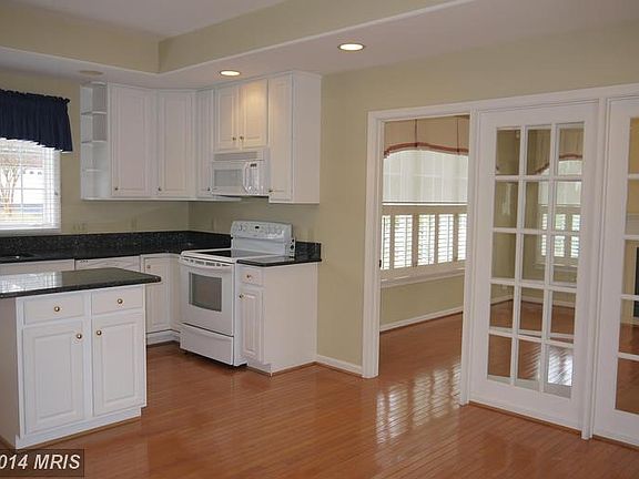 2nd image of 10100 Mulligan Ct