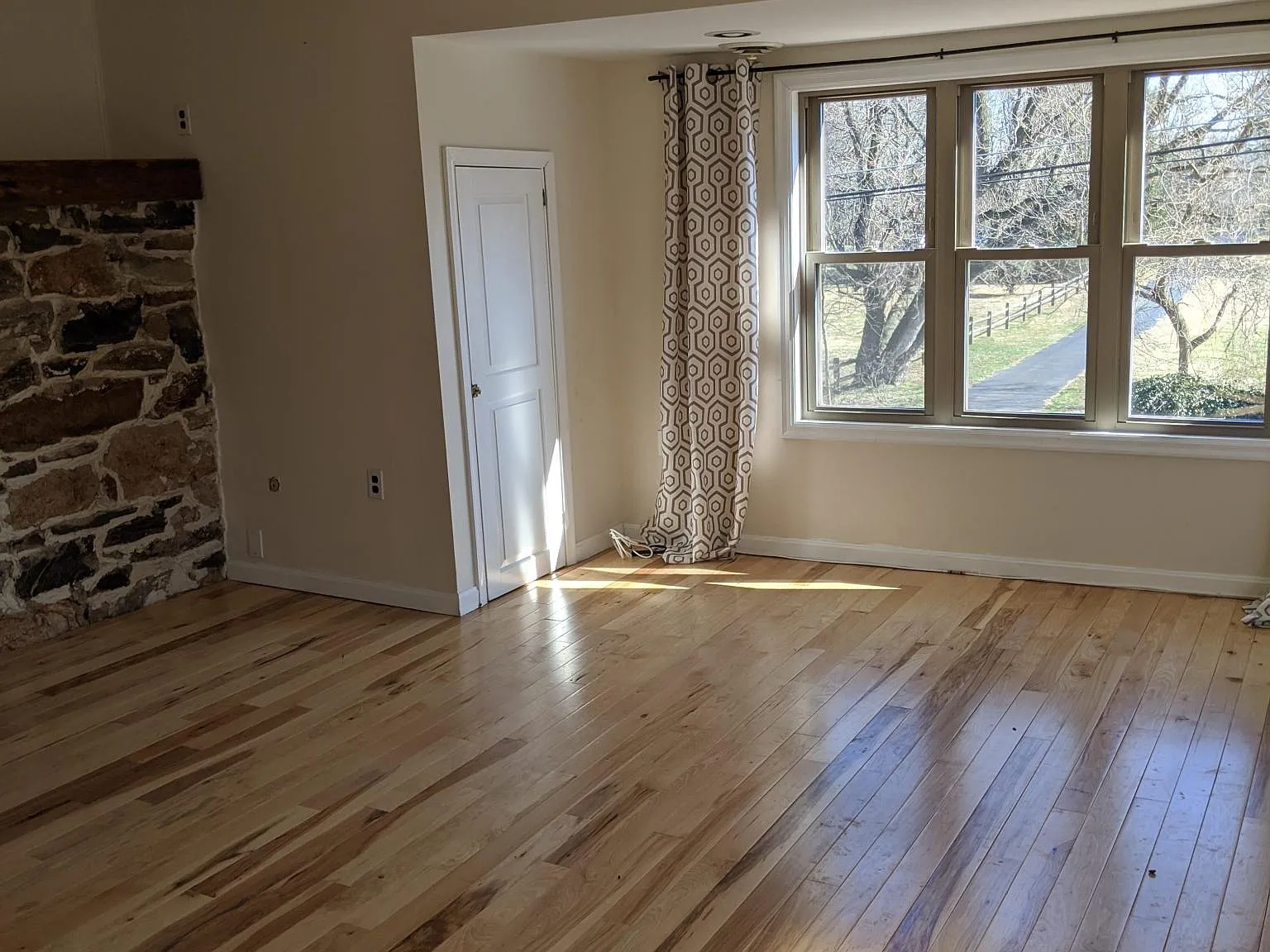 1 bed, $1,750 — Photo 2