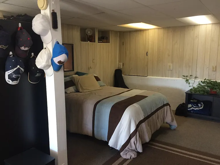 Guestroom in basement
