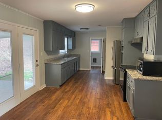 16 Hunnicutt Ln, Brevard, NC 28712