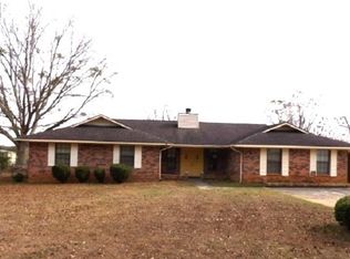 43 Harrison Dr, Daleville, AL 36322