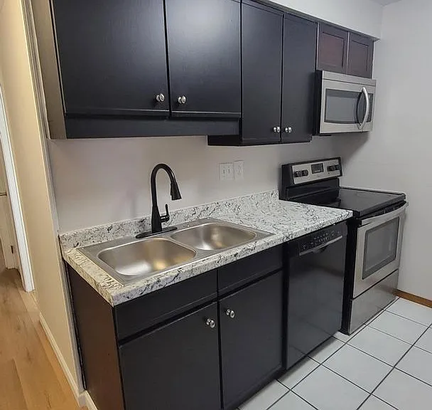 1845 Clayton Ave #110 — Photo 10