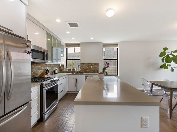 4th image of 180 W 81st St APT 5S