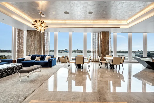 Rented by Compass | media 54