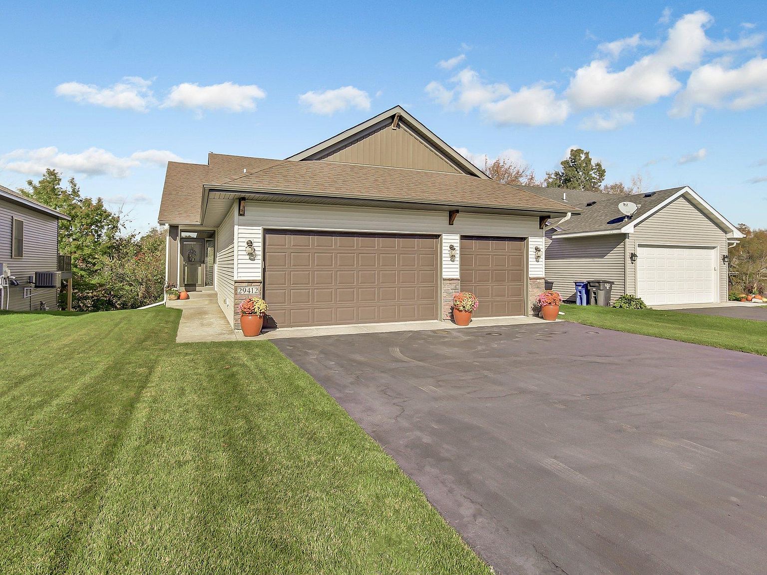 29412 Hidden Forest Blvd, Chisago City, MN 55013 | Zillow