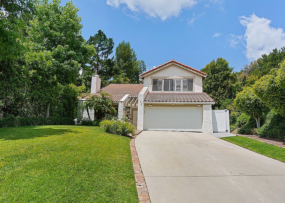 1st image of 2999 Tiffany Cir