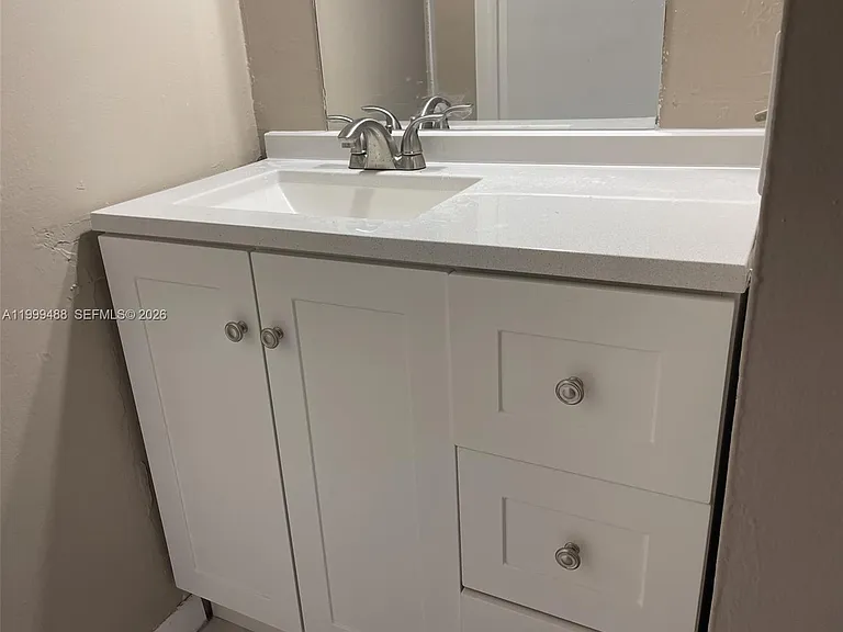 1250 Lincoln Rd #306 — Photo 10