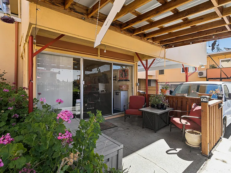 Arden Town Apartments — Photo 9