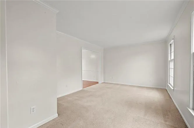 5401 W 102nd St — Photo 3