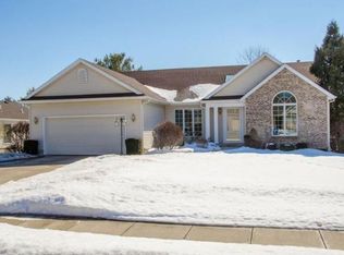 1010 Finch Dr, South Bend, IN