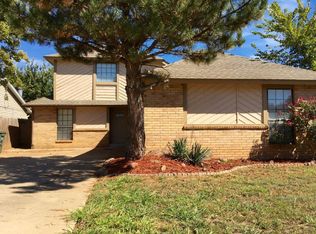 800 Lapwing Rd, Edmond, OK 73003