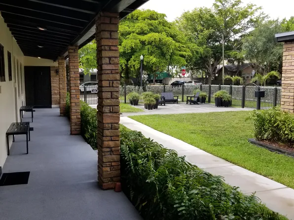 515 S 20th Ave #3, Hollywood, FL 33020