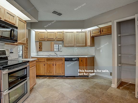 3rd image of 11458 Sweet Cherry Ln S