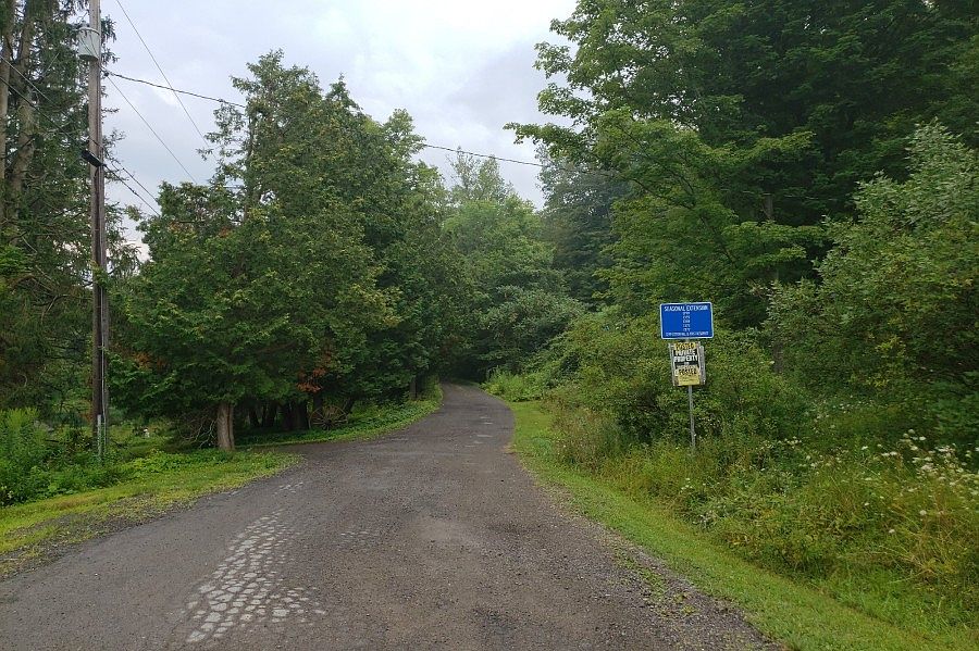 2nd image of 1335 Cotton Hill Rd
