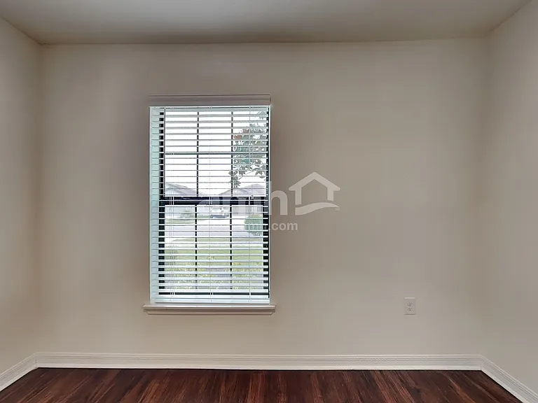 1741 Chatham Green Cir — Photo 20