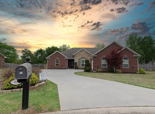 12 Bridlewood Dr, Texarkana, TX 75503