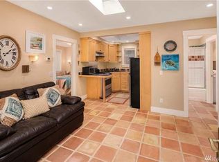 4355 92nd Ave SE #2, Mercer Island, WA 98040