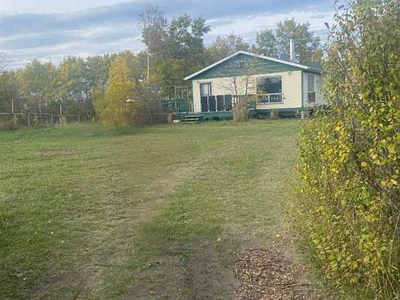 3rd image of S 10147 Township Rd #430B