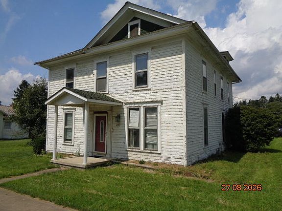 2nd image of 429 Main St